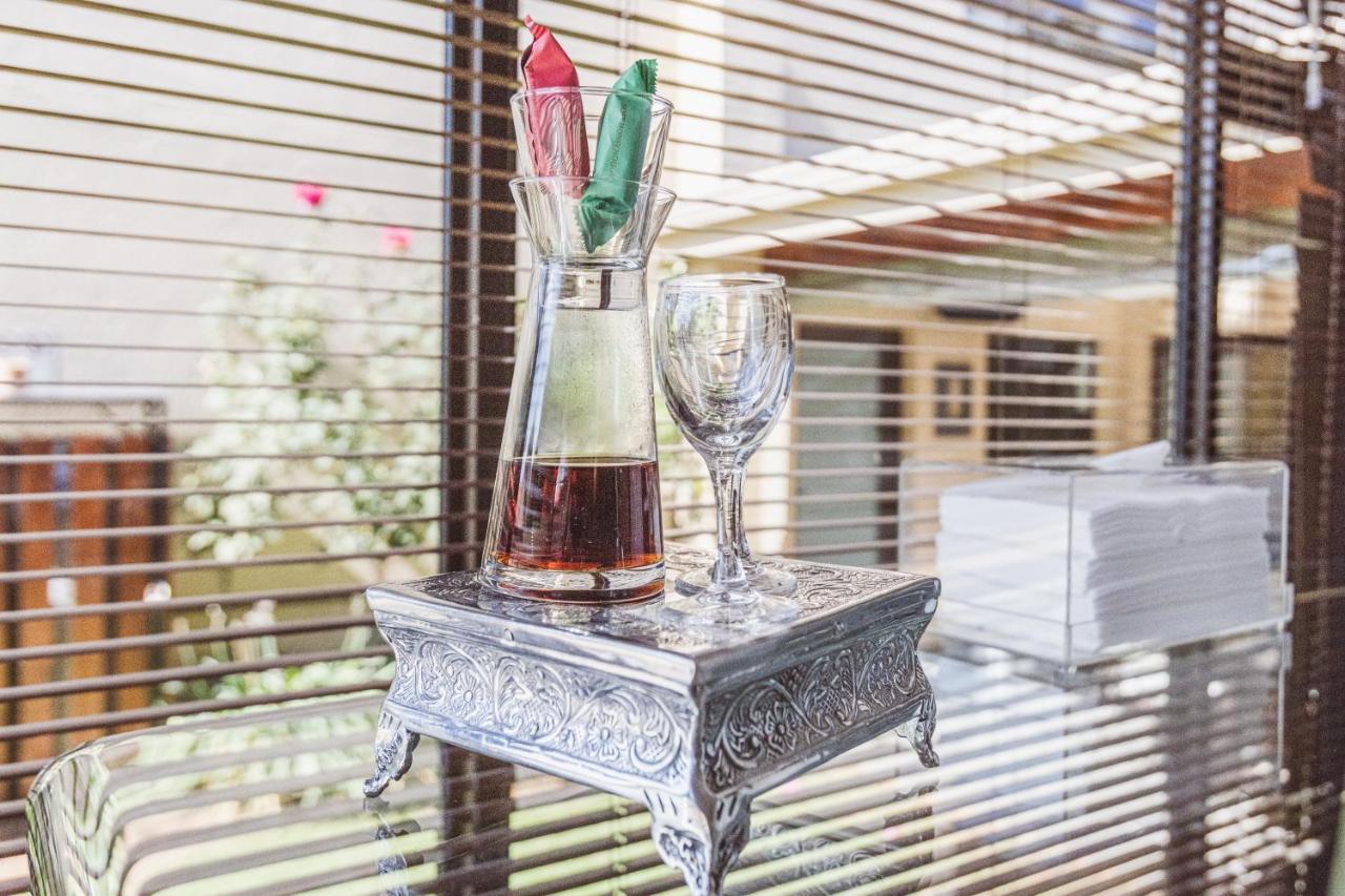 Fleur De Lis Guesthouse Krugersdorp Buitenkant foto